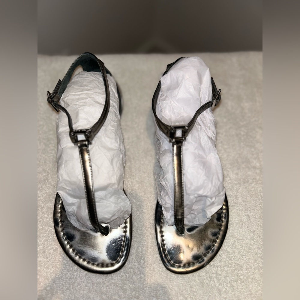 VINTAGE Tory Burch Pewter Sandals Sz 6